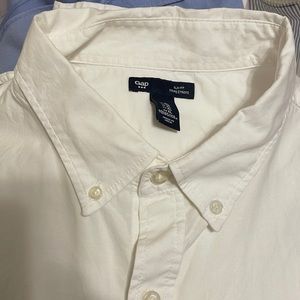 Mens Gap button down shirt size XL slim fit